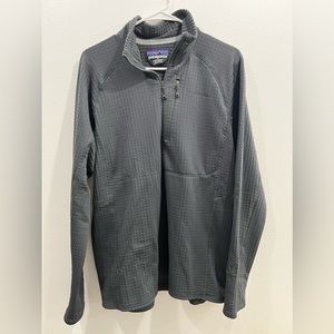 Patagonia Men's Quarter Zip Long Sweater Size Large